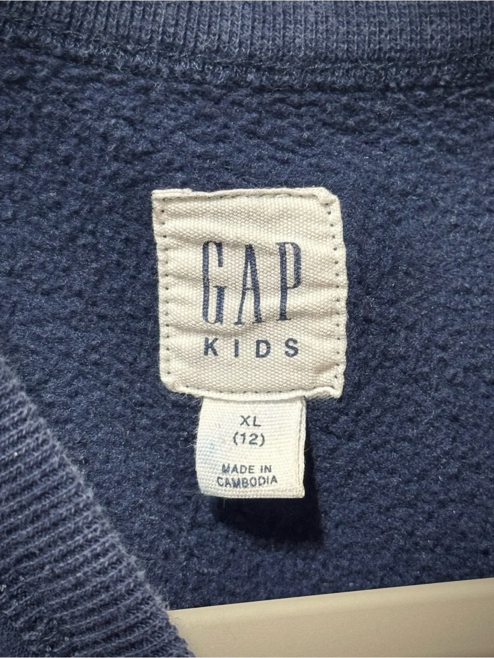 GAP Navy Pennant Logo Graphic Athletic Crewneck Sweatshirt Kids XL (12)